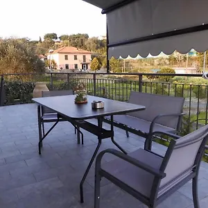 Le Rose Di Bino Sestri Levante